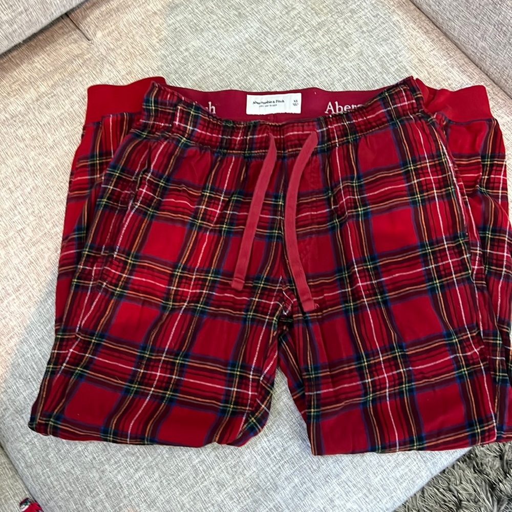 Men’s Abercrombie and Fitch size extra small flannel pajama pants